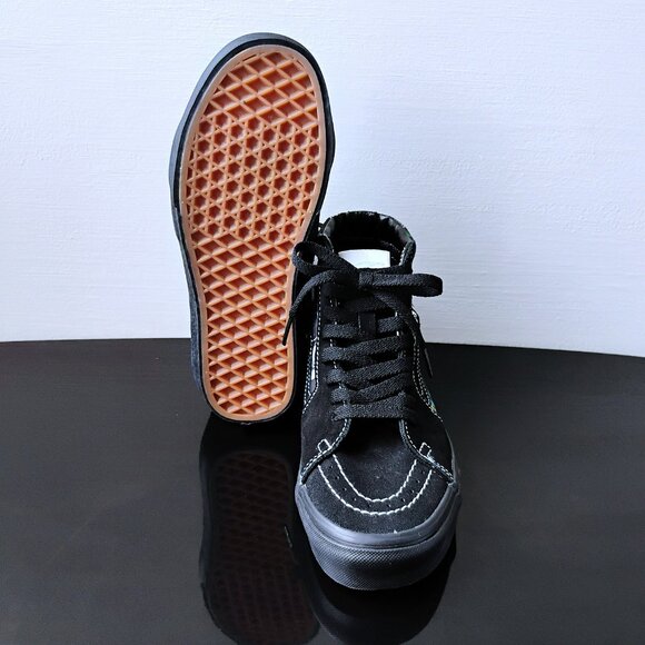 Vans Women's Sk8-Hi Vans x Disney 100th Anniversary Limited Edition Villains - Picture 12 of 13